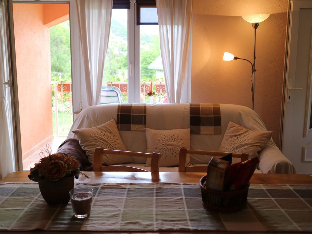 Apartment Luka クテレボ エクステリア 写真